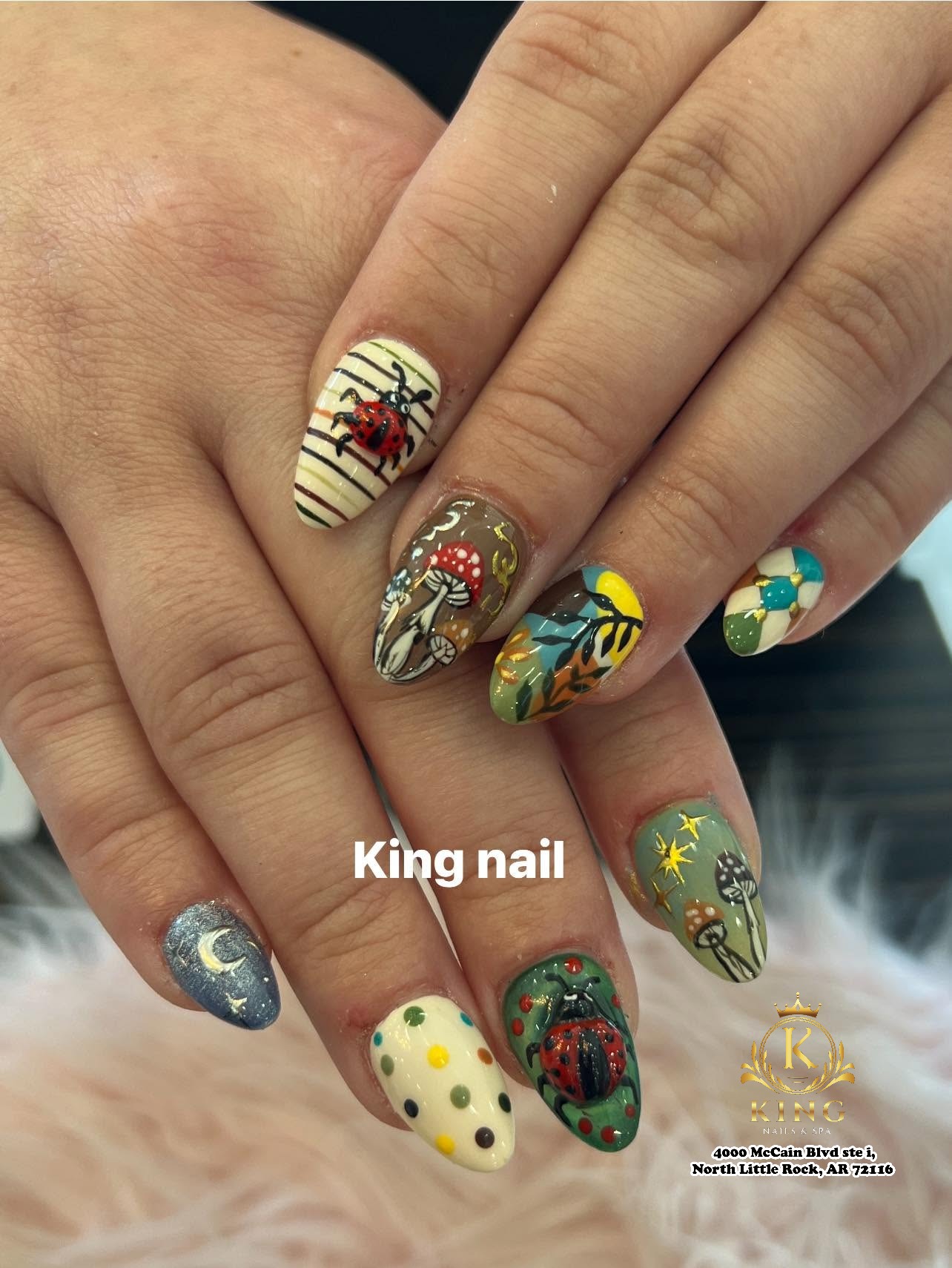 Elegant nails